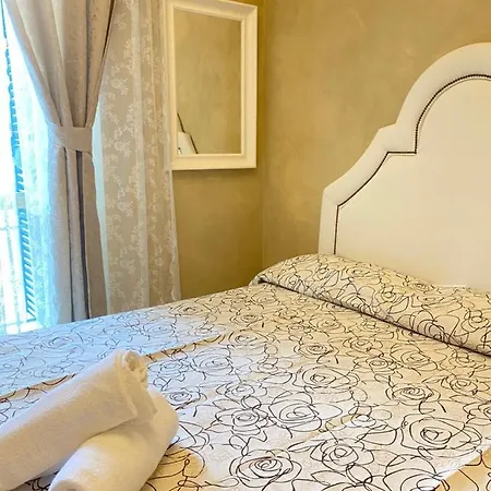 Boutique Calais 酒店