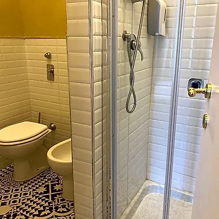 Hotel Boutique Calais - Jcube Hotellerie Milão