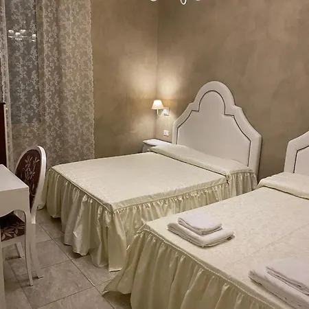 Boutique Calais * Milan