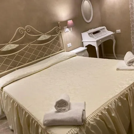 Boutique Calais * Milan