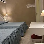 Boutique Calais Milán