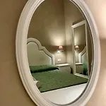 Boutique Calais Hotel *