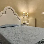 Hotel Boutique Calais *