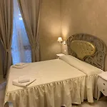 Boutique Calais Hotel *