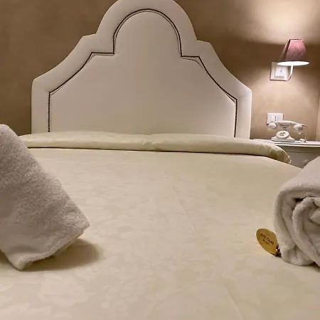 Hotel Boutique Calais *